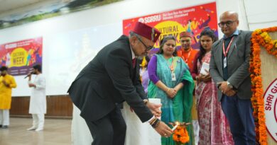 Bharat News:- श्री गुरु राम राय विश्वविद्यालय में सांस्कृतिक सप्ताह का जोरदार आगाज़ छात्र-छात्राओं की मनमोहक प्रस्तुतियों ने मोहा मन।