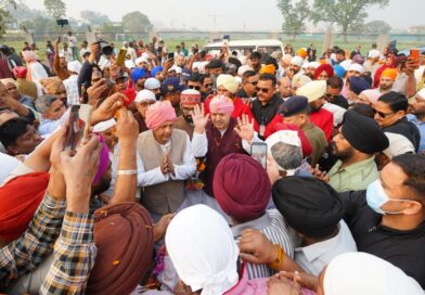 श्री गुरु राम राय जी महाराज व श्रीमहंत देवेन्द्र दास महाराज के जयकारों से निहाल हुई संगतें