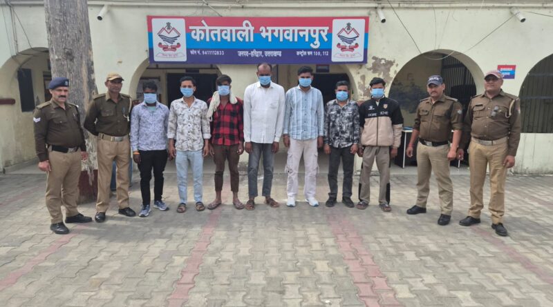 क्रूरतापूर्वक गोवंश को छोटे हाथी में परिवहन करने पर हरिद्वार पुलिस की कार्यवाही