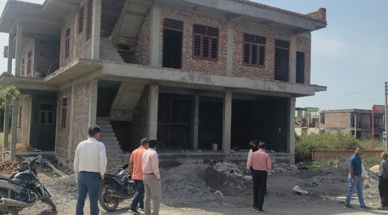 देहरादून में अवैध निर्माण करने वालों पर एमडीडीए का शिकंजा, अवैध निर्माणों पर ताबड़तोड़ सीलिंग की कार्रवाई, निर्माण स्थलों का प्रवर्तन टीम ने किया स्थलीय निरीक्षण