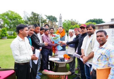 दिवारीखौल जोखणी मोटर मार्ग की वित्तीय स्वीकृति के लिये क्षेत्रीय जनप्रतिनिधियों ने मुख्यमंत्री का जताया आभार