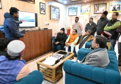 मुख्यमंत्री धामी ने बीआरओ गेस्ट हाउस में बद्रीनाथ धाम मास्टर प्लान की समीक्षा की