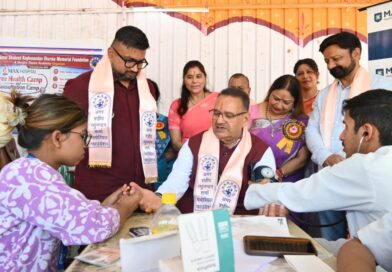 कैबिनेट मंत्री गणेश जोशी ने किया निशुल्क स्वास्थ्य शिविर का उद्घाटन