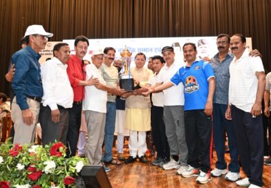 हल्द्वानी में बुजुर्गों का दम: वरिष्ठ नागरिक खेल समारोह में शामिल हुए CM धामी, बुजुर्गों को बताया राष्ट्र की धरोहर