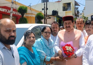 भाजपा कार्यकर्ताओं ने फूल-मालाओं से किया भव्य अभिनंदन, संगठन की मजबूती और जनसेवा का दिया मंत्र