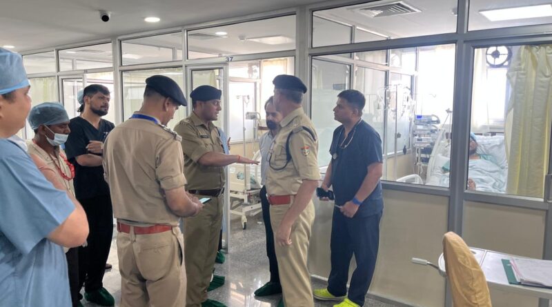 देहरादून के पेनेशिया अस्पताल में भीषण आग, मरीजों के लिए देवदूत बनी दून पुलिस