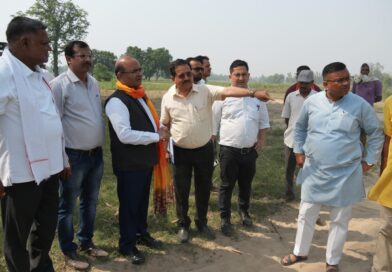 नेपाल सीमा पर बाढ़ सुरक्षा कार्यों का जायजा लेने खटीमा पहुंचे आपदा प्रबंधन सचिव