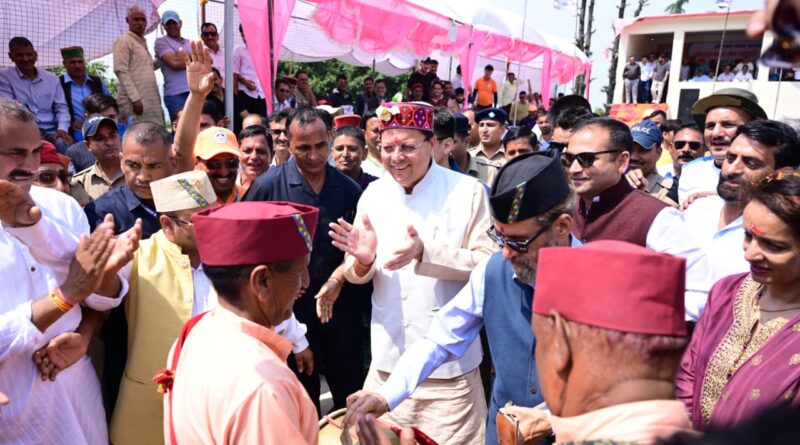 जौनसार बावर सांस्कृतिक महोत्सव में पहुंचे सीएम धामी, क्षेत्र के विकास के लिए की कई बड़ी घोषणाएं
