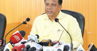 Bharat News:- कैबिनेट बैठक समाप्त मंत्रिमंडल में कई महत्वपूर्ण फैसले जिसमें संस्कृत शिक्षा अंतरराष्ट्रीय तेल बाजार आबकारी पर्यटन विभाग समेत 12 मुख्य प्रस्तावों पर लगी मोहर।