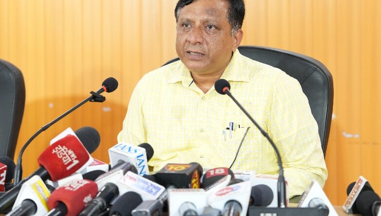 Bharat News:- कैबिनेट बैठक समाप्त मंत्रिमंडल में कई महत्वपूर्ण फैसले जिसमें संस्कृत शिक्षा अंतरराष्ट्रीय तेल बाजार आबकारी पर्यटन विभाग समेत 12 मुख्य प्रस्तावों पर लगी मोहर।