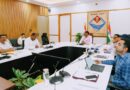 रेलवे बोर्ड के चेयरमैन से मिले सीएम; बोले—टनकपुर-बागेश्वर रेल लाइन पर नवंबर 2026 तक दिखे ठोस काम।