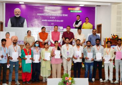 प्रधानमंत्री मोदी ने देशभर में 15 लाख से अधिक युवाओं को ₹2,400 करोड़ की प्रोत्साहन राशि की वितरित