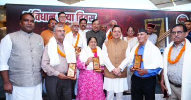 आपातकाल को कभी नहीं भूलेगा देश : धामी