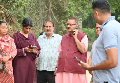 बरसात के दौरान आवागमन बाधित न हो, सुरक्षात्मक कार्य शीघ्र पूरे किए जाएं : कैबिनेट मंत्री गणेश जोशी