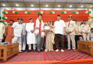 कोटद्वार में कारगिल विजय दिवस से पूर्व वीर सैनिक सम्मान समारोह का भव्य आयोजन, वीर सैनिकों के शौर्य और बलिदान को किया नमन
