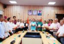 सीएम ने सेवा नियमों की पुस्तक का विमोचन किया