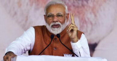Bharat News:- आधी रात को छात्रों के बीच पहुंचा PM मोदी का संदेश, कहा- आपका संघर्ष बेकार नहीं जाएगा, पेपर माफिया पर होगा निर्णायक प्रहार।