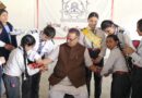 नन्हे-मुन्ने बच्चों संग कैबिनेट मंत्री गणेश जोशी ने मनाया रक्षाबंधन, बांटे उपहार और बच्चों को दिया स्नेह और आशीष