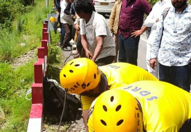 SDRF ने 100 मीटर गहरी खाई से 4 दिन से लापता नेपाली नागरिक का शव बरामद किया
