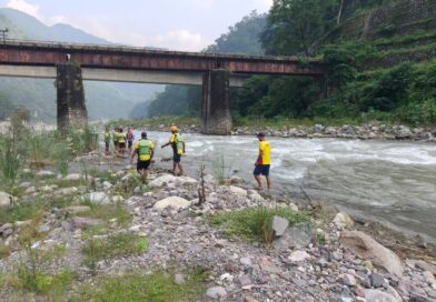 शिवपुरी में ह्युल नदी में बहने की सूचना पर SDRF का सर्च अभियान जारी