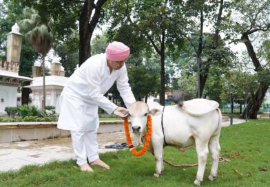  देहरादून में पहली बार नैनो गाय को देखकर खिले पशु प्रेमियों के चेहरे