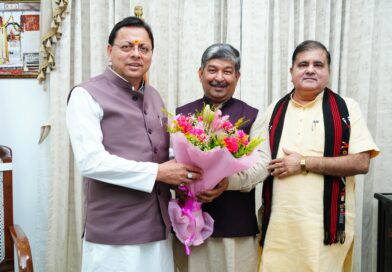 मुख्यमंत्री धामी ने नवनिर्वाचित राज्यसभा सांसद दिनेश आर्य को दी बधाई एवं शुभकामनाएं
