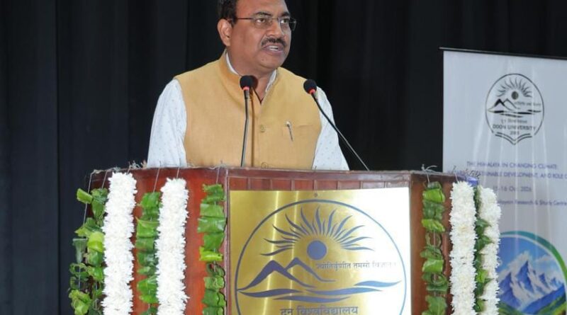 मेधावी विद्यार्थी उत्तराखंड के उज्ज्वल भविष्य के आधार स्तंभ : मुख्यमंत्री पुष्कर सिंह धामी