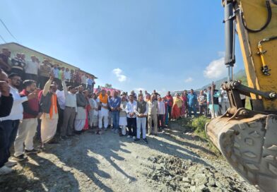 मंत्री कैड़ा ने किया बानना से पिनसेला 7करोड़ 35 लागत से बनने वाले मोटर मार्ग निर्माण कार्य का शुभारम्भ
